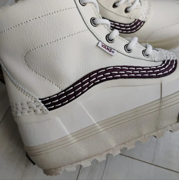 VANS x BENNY URBAN NEW MTE Standard Mid Snow Boots - Picture 4 of 11
